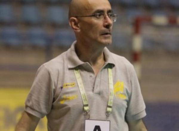 Treinador da Seleção de Handebol acompanha Brasileiro em Teresina