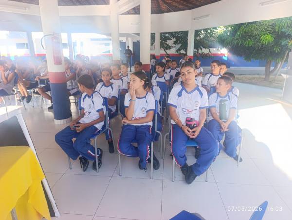Palestra no Colégio Militar Tiradentes reforça conscientização no trânsito durante o Maio Amarelo(Imagem:FlorianoNews)
