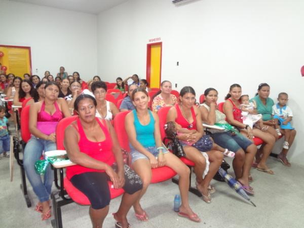 Realizada Festa da Leitura em Bar&atilde;o de Graja&uacute;.(Imagem:FlorianoNews)