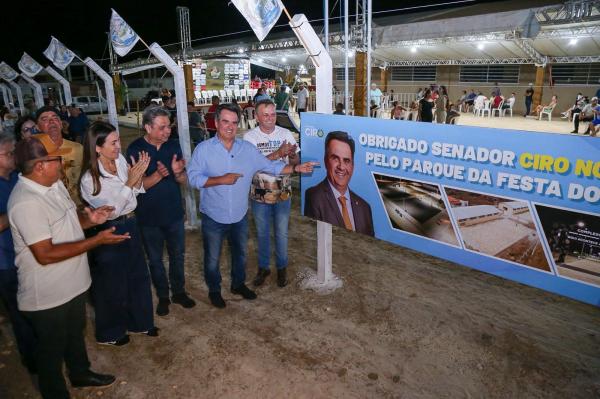 Ciro Nogueira cumpre agenda na regi&atilde;o Norte do Piau&iacute; e inaugura obras. (Imagem:Ascom)