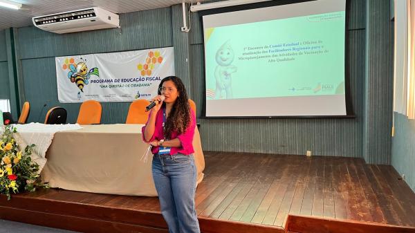 Representantes das regionais de sa&uacute;de participam de atualiza&ccedil;&atilde;o sobre imuniza&ccedil;&atilde;o.(Imagem:Ascom Sesapi)