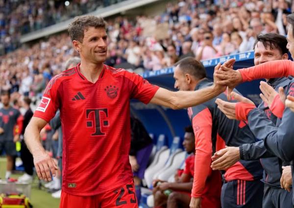 Thomas M&uuml;ller disputou seu &uacute;ltimo jogo da Bundesliga com o Bayern de Munique.(Imagem:Getty Images)