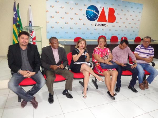 Reuni&atilde;o debate abuso da autoridade em abordagens da PRF em Floriano.(Imagem:FlorianoNews)