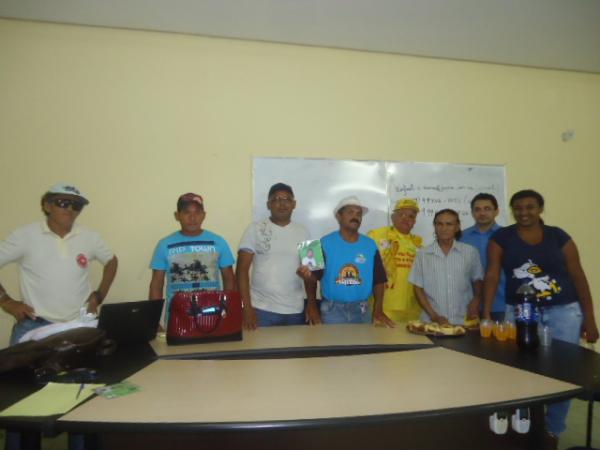 Reunião articula realização do Festival Sertanejo do Projeto Amarelinho