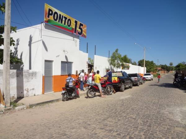 Coliga&ccedil;&atilde;o: Unidos por Bar&atilde;o(Imagem:FlorianoNews)