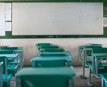 Governo concede mudança de nível a 532 professores da Rede Estadual