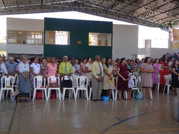 Testemunhas de Jeov&aacute; se re&uacute;nem em Congresso de Distrito.(Imagem:FlorianoNews)