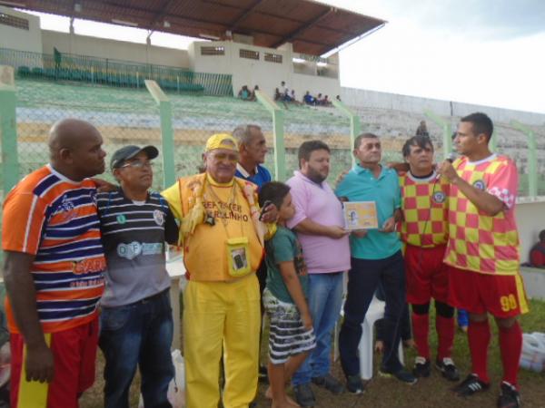 Chuva interrompe partida dos Jogos Solidários em Floriano