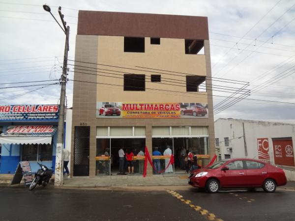 Inaugurada Multimarcas Corretora de Ve&iacute;culos em Floriano.(Imagem:FlorianoNews)