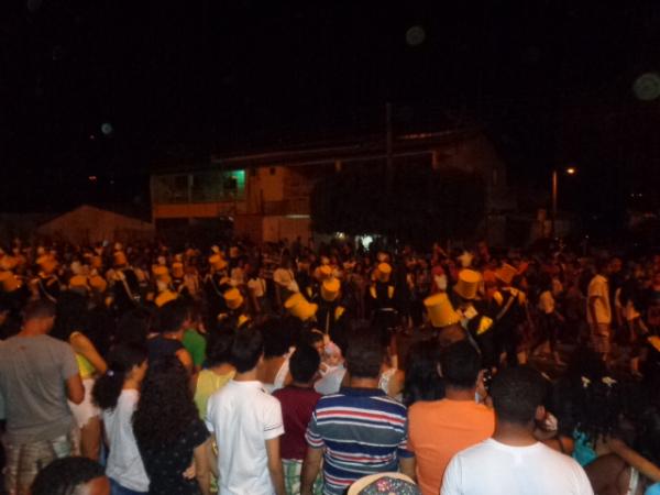 Desfile c&iacute;vico de 7 de Setembro reuniu milhares de pessoas em Floriano.(Imagem:FlorianoNews)