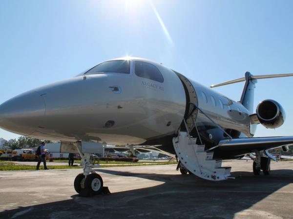 Embraer apresentou o Legacy 450 em uma feira de avia&ccedil;&atilde;o em S&atilde;o Paulo.(Imagem:F&aacute;bio Fran&ccedil;a/ G1)