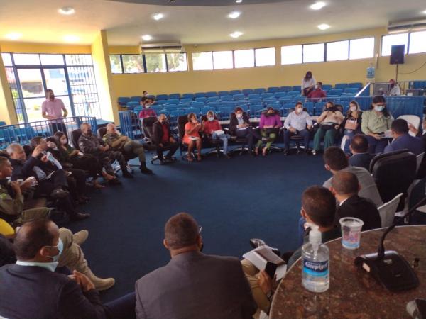 Audi&ecirc;ncia p&uacute;blica na C&acirc;mara Municipal de Floriano, discute a seguran&ccedil;a do munic&iacute;pio(Imagem:FlorianoNews)
