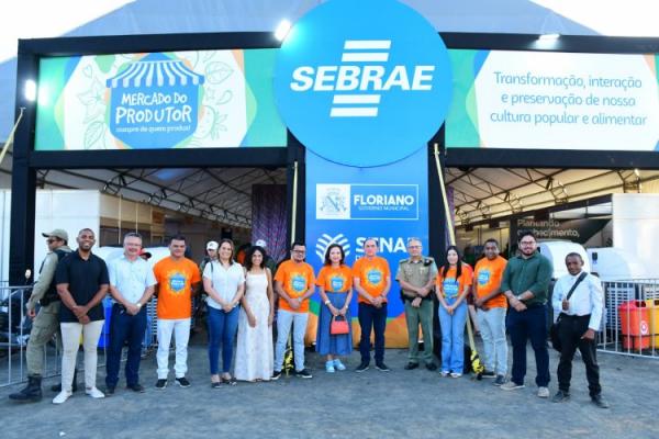 5ª edição do Mercado do Produtor é realizada com apoio da Prefeitura de Floriano