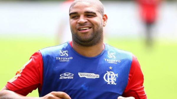Estreia de Adriano contra o Palmeiras, já livre do rebaixamento, é consenso no Flamengo