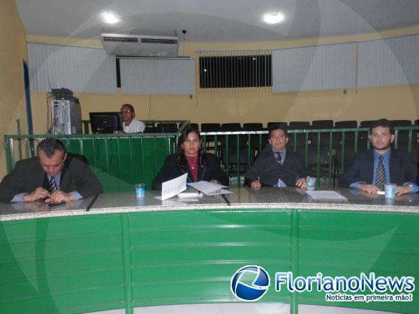C&acirc;mara de Vereadores de Floriano discute seguran&ccedil;a p&uacute;blica em Sess&atilde;o Ordin&aacute;ria.(Imagem:FlorianoNews)