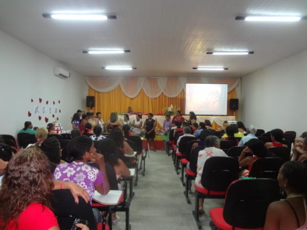 Realizada Festa da Leitura em Bar&atilde;o de Graja&uacute;.(Imagem:FlorianoNews)