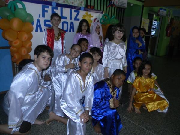 Escola Pequeno Príncipe realizou a Paixão de Cristo