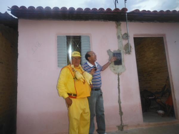 Sonho da energia el&eacute;trica &eacute; realizado no bairro Canoas em Floriano.(Imagem:FlorianoNews)