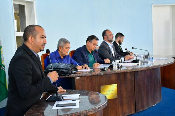 Audiência pública na Câmara Municipal discute a concessão dos serviços de água e esgoto em Floriano(Imagem:CMF)