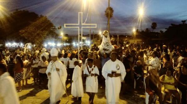 Procissão e missa campal encerram os festejos de Nossa Senhora de Nazaré.(Imagem:FlorianoNews)