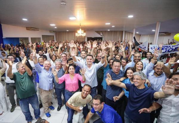 Com Joel nos braços do povo e Ciro ovacionado, multidão recebe pré-candidatos na zona Norte.(Imagem:Ascom)